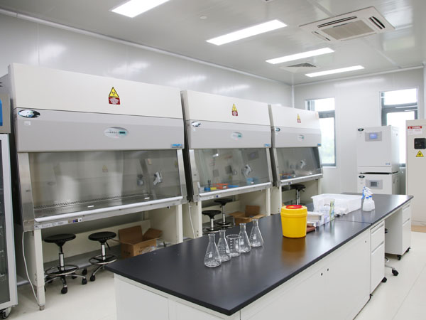 Laboratory Wireless Environmental Monitoring