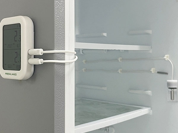wifi-temperature-monitoring-system-for-laboratory-refrigerators-and-freezers1.jpg